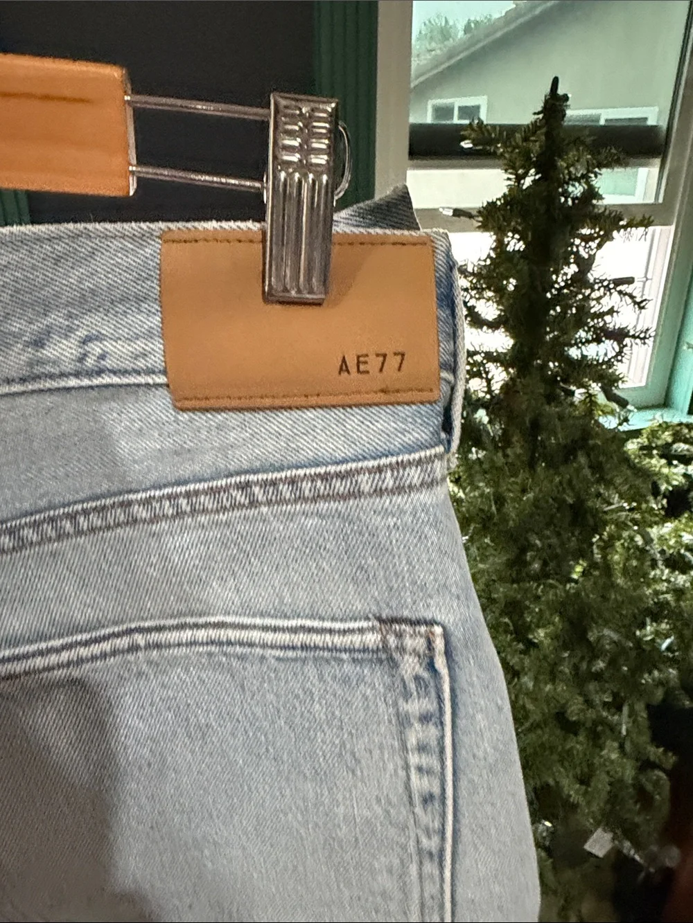 American Eagle Outfitters Light Wash Raw Hem Denim Shorts Baggy